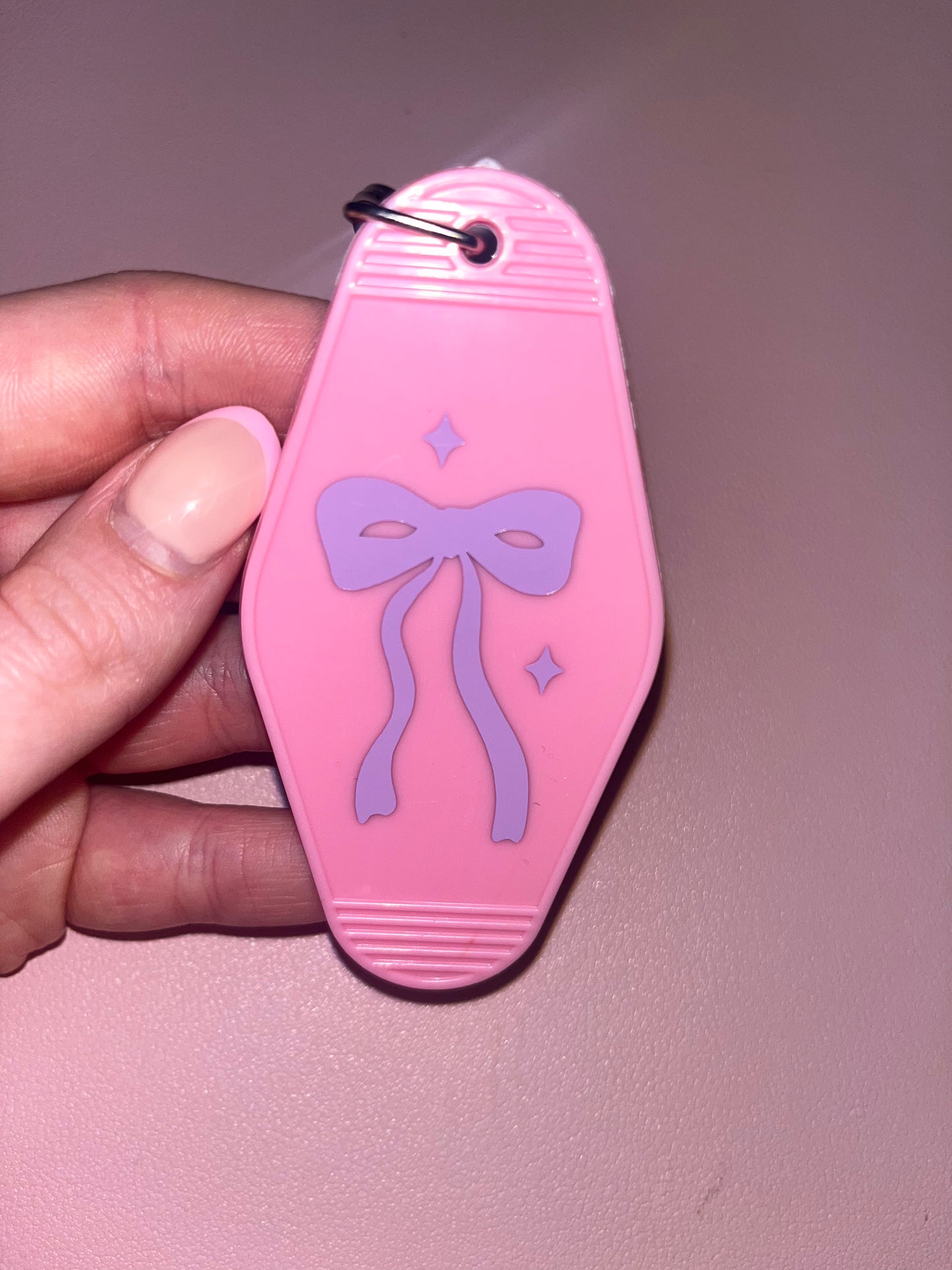 Purple bow motel keychain🎀💜