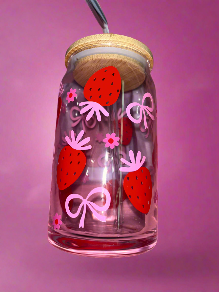 Strawberry and bow glass canππ