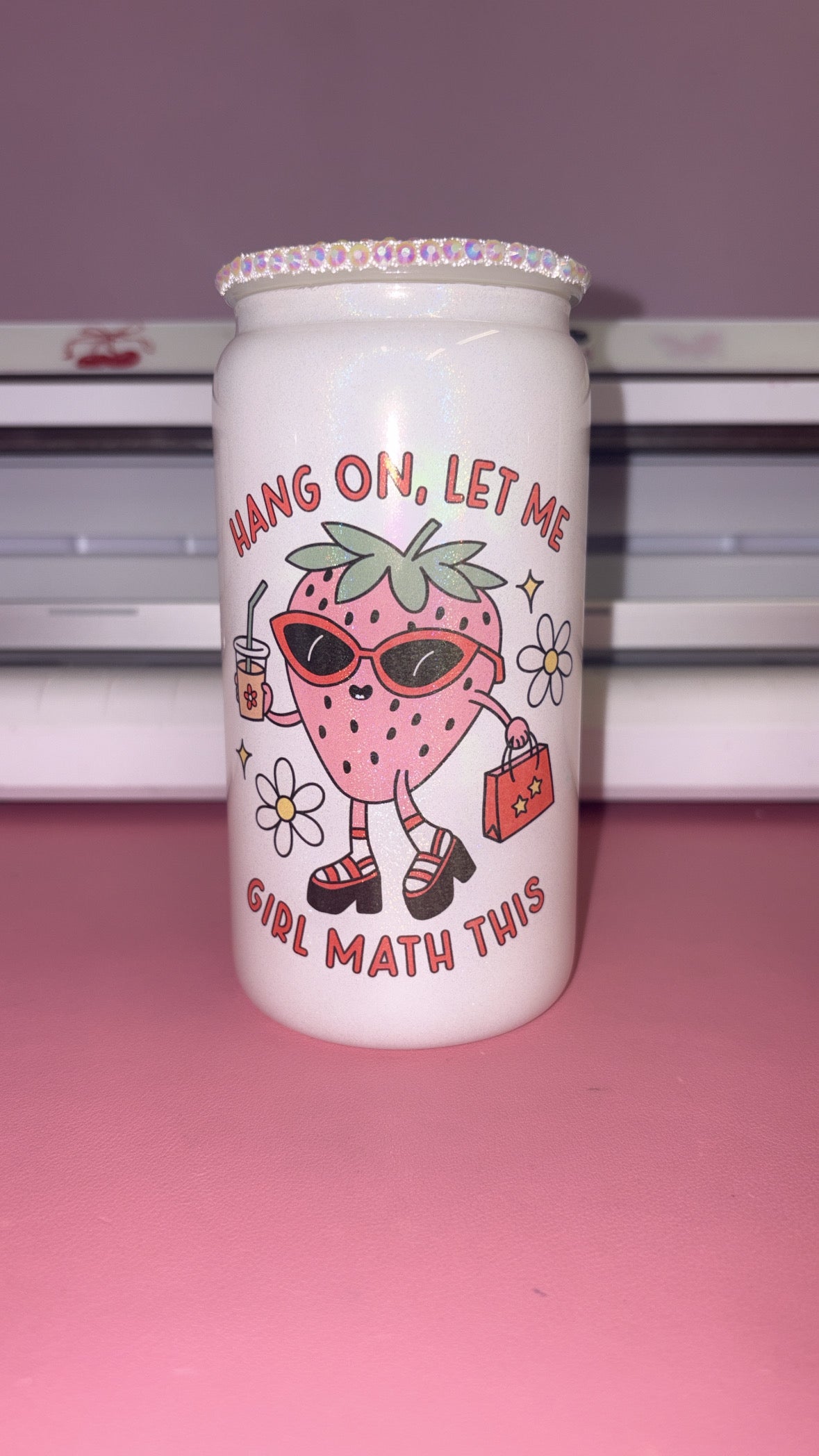 Hang on let me girl math this white glitter 16oz glass can🍓