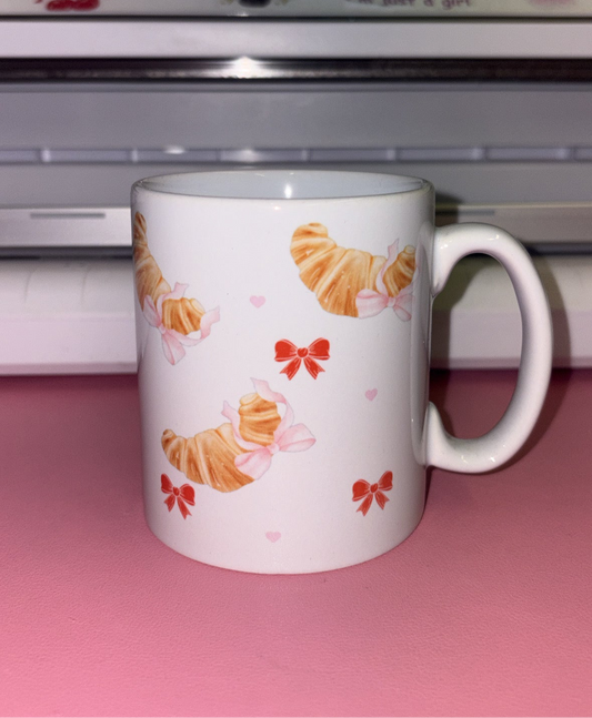 Croissant bow mug