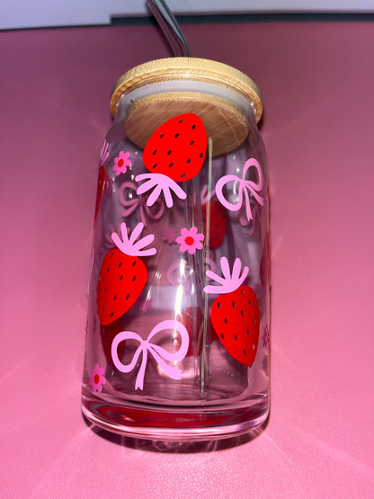 Strawberry and bow glass can🍓🎀