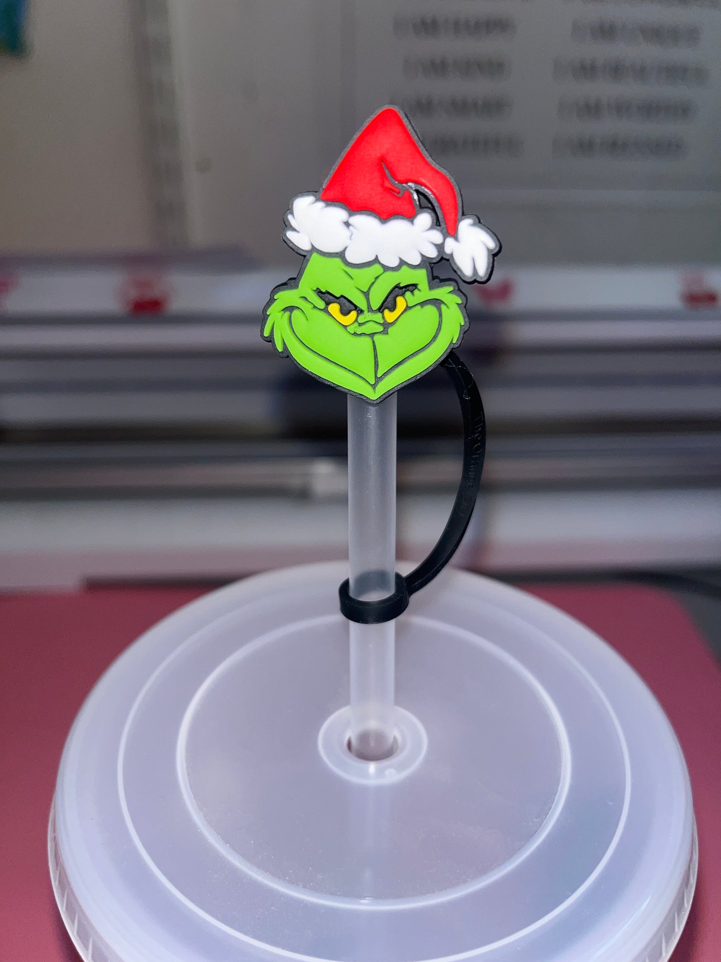 Grinch cold cup with straw topper💚