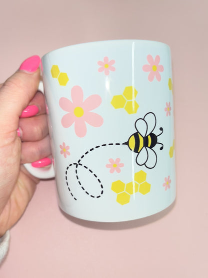 Cute bee mug🐝🌸